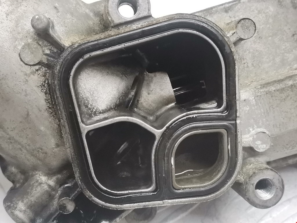 Корпус масляного фильтра BMW 1er E81\E87 2004-2011