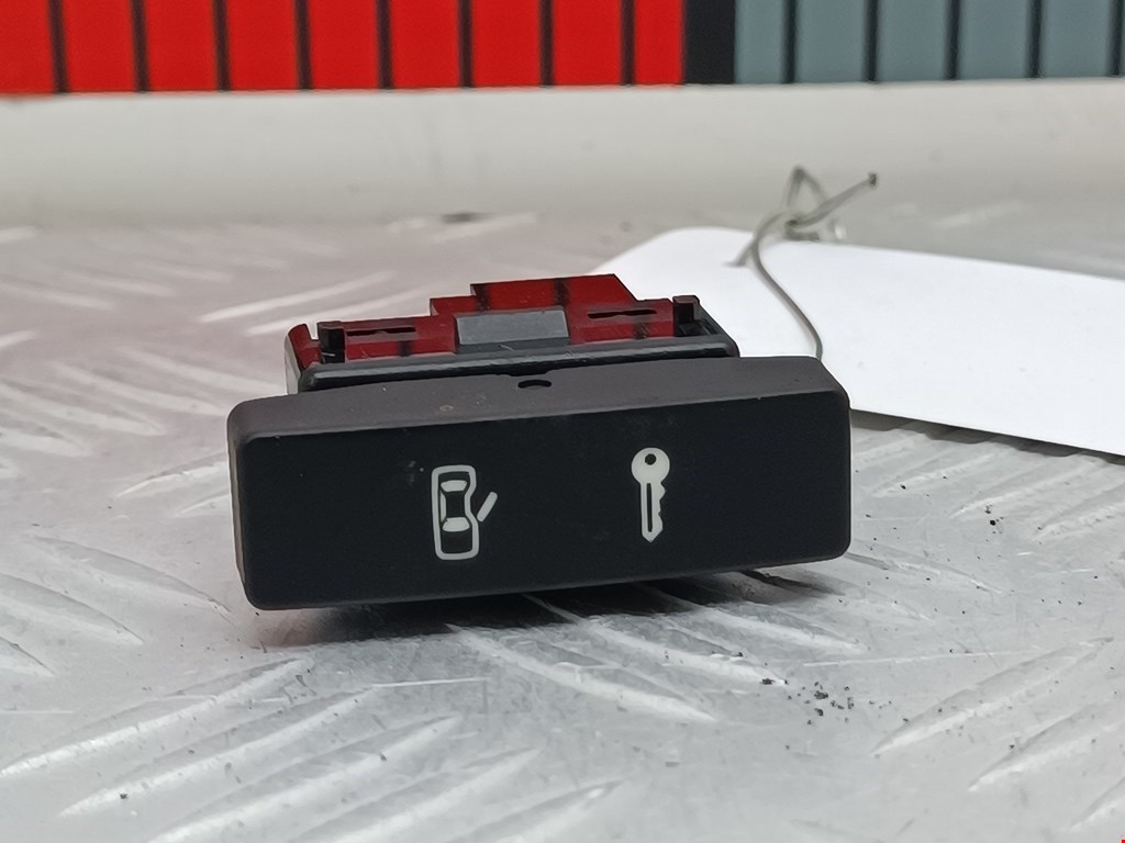 Кнопка центрального замка VOLKSWAGEN Touareg 2002-2010