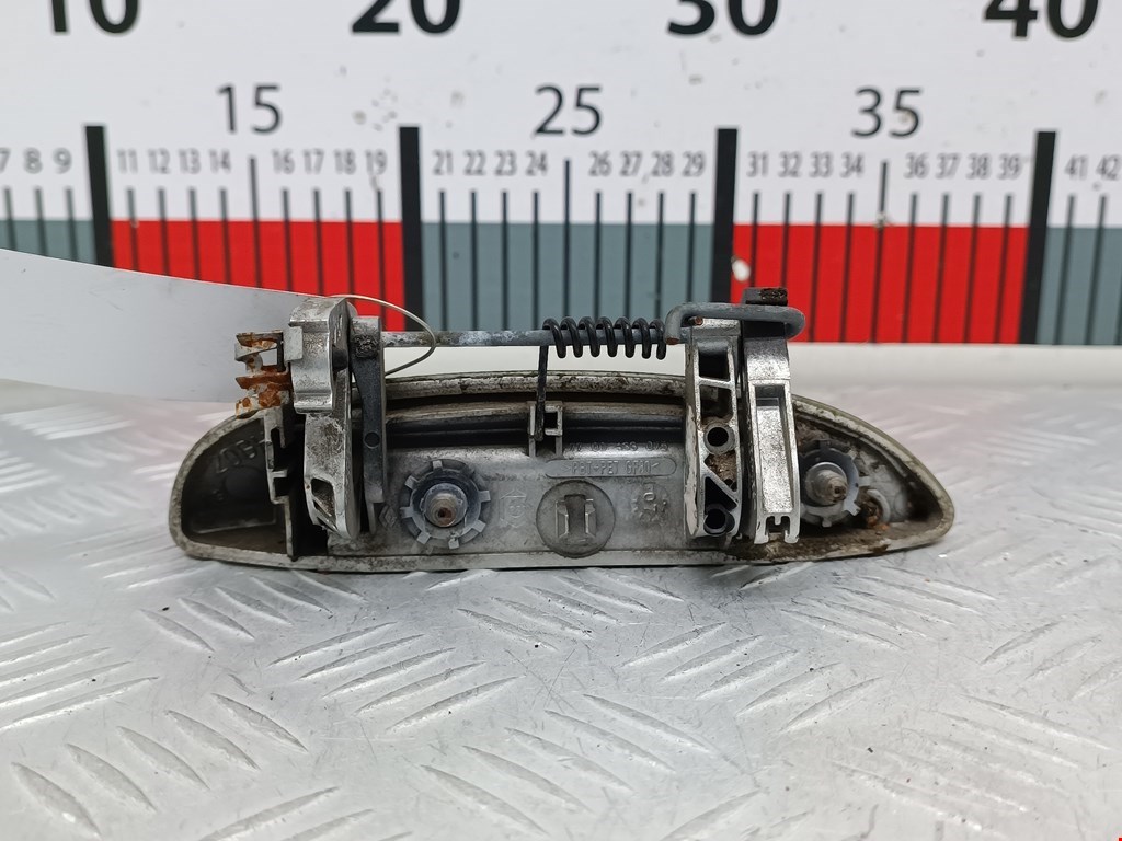 Ручка двери задней наружная левая RENAULT Clio 1998-2008