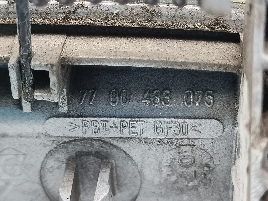 Ручка двери задней наружная левая RENAULT Clio 1998-2008