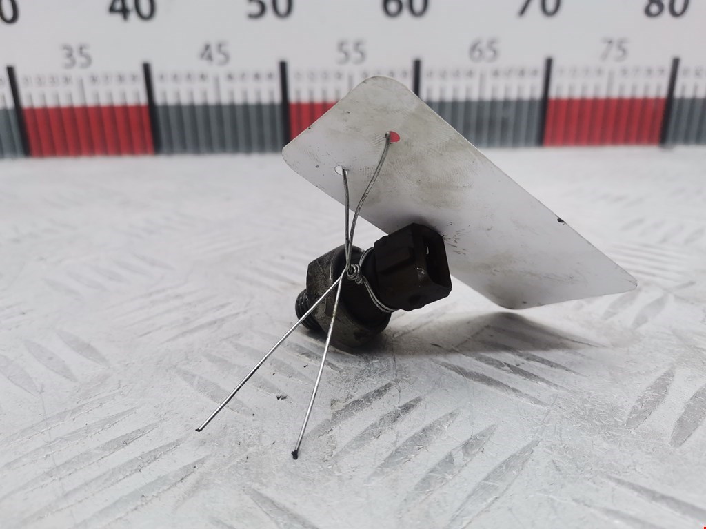 Датчик давления масла BMW 1er E81\E87 2004-2011