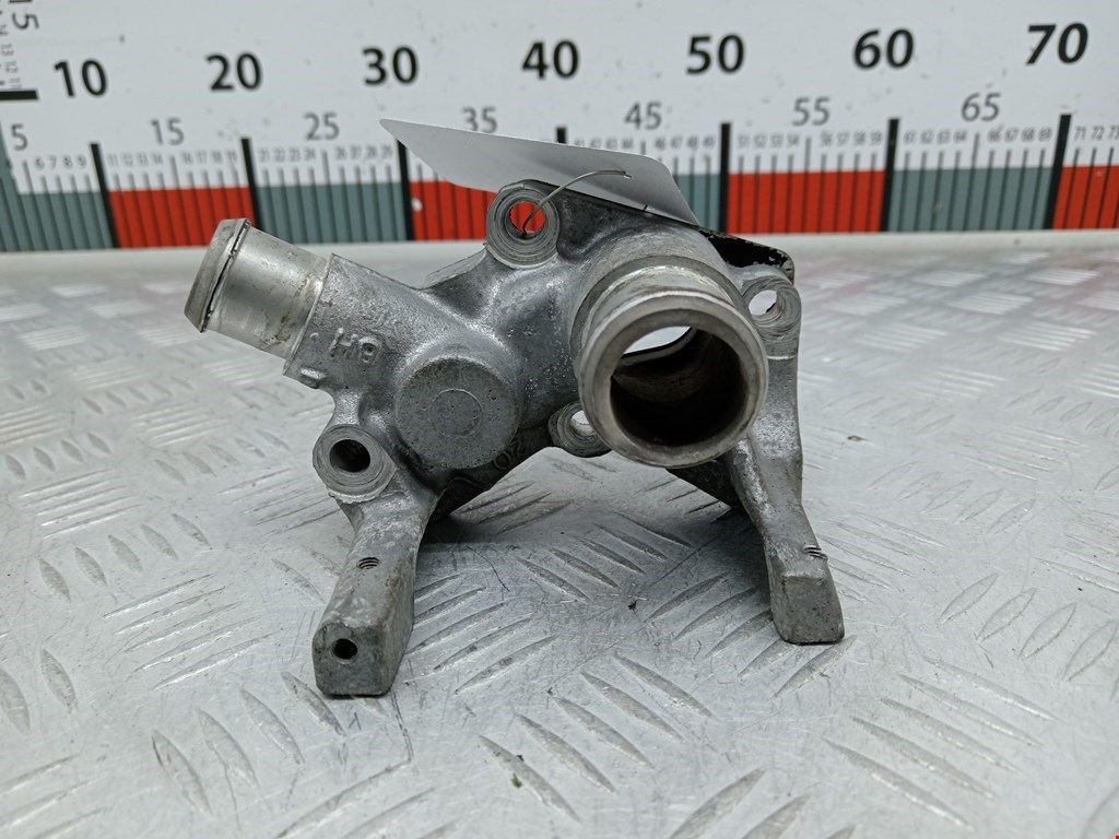 Тройник системы охлаждения FORD Focus I 1998-2005