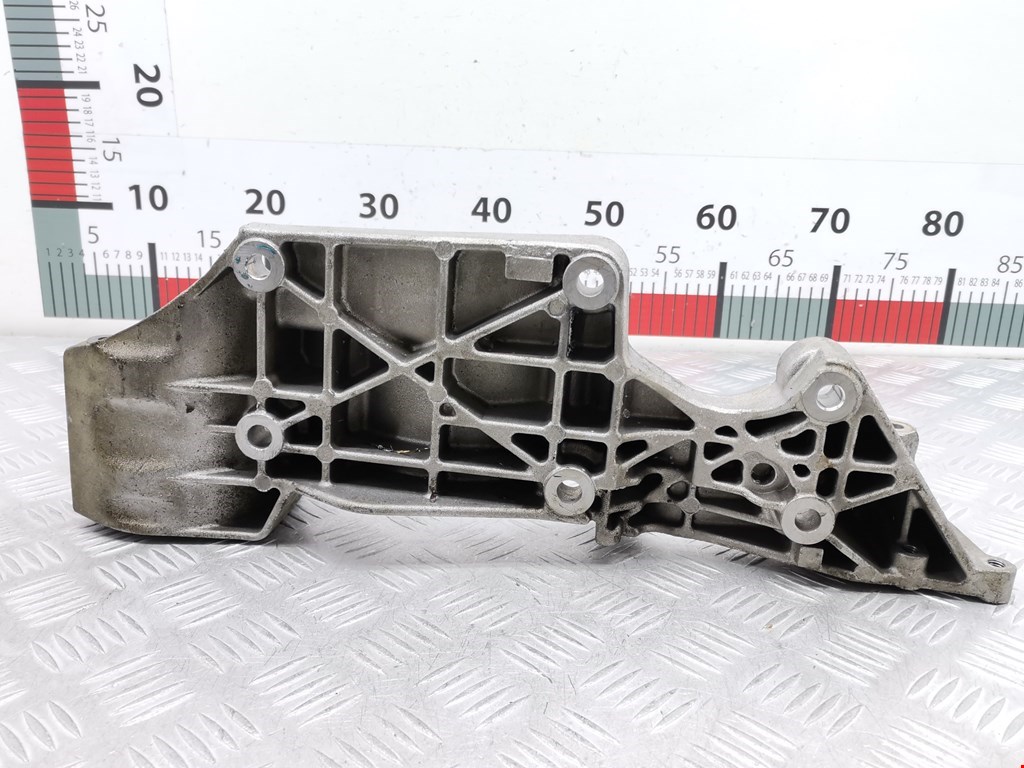 Кронштейн генератора SEAT Toledo 1998-2004