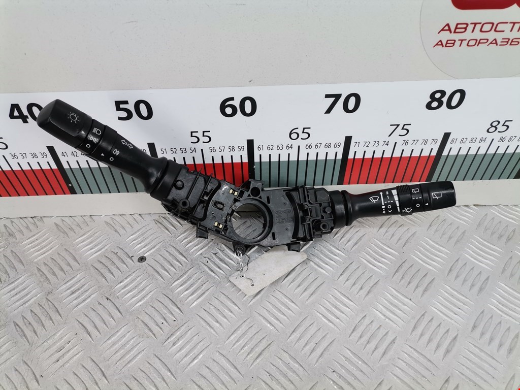 Переключатель стеклоочистителя KIA Venga 2010-2018