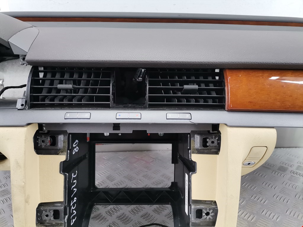 Торпедо VOLKSWAGEN Phaeton 2002-2016