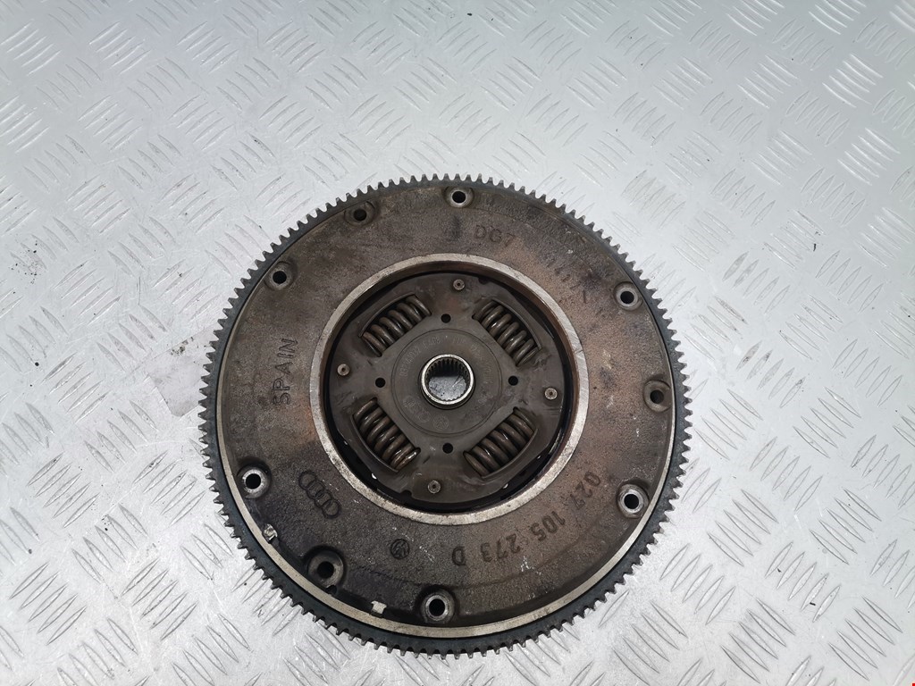 Маховик (демпфер сцепления) SEAT Leon 1999-2005