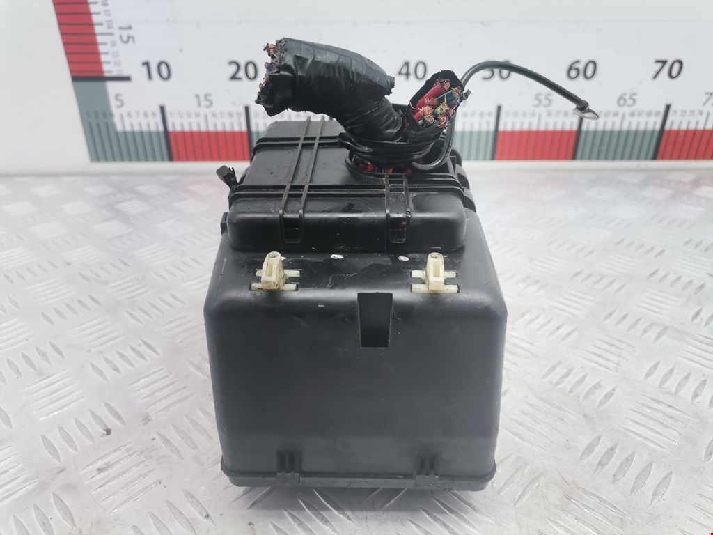 Датчик уровня в бачок омывателя FORD Mondeo II 1996-2000