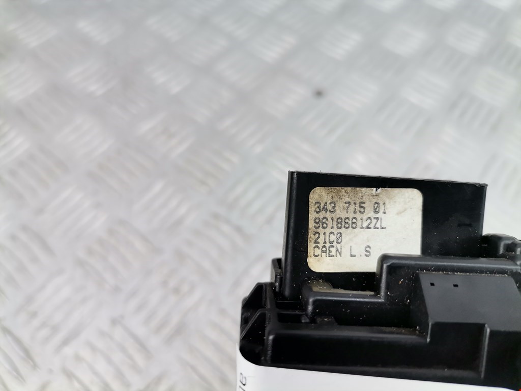 Переключатель стеклоочистителя PEUGEOT 607 2000-2010