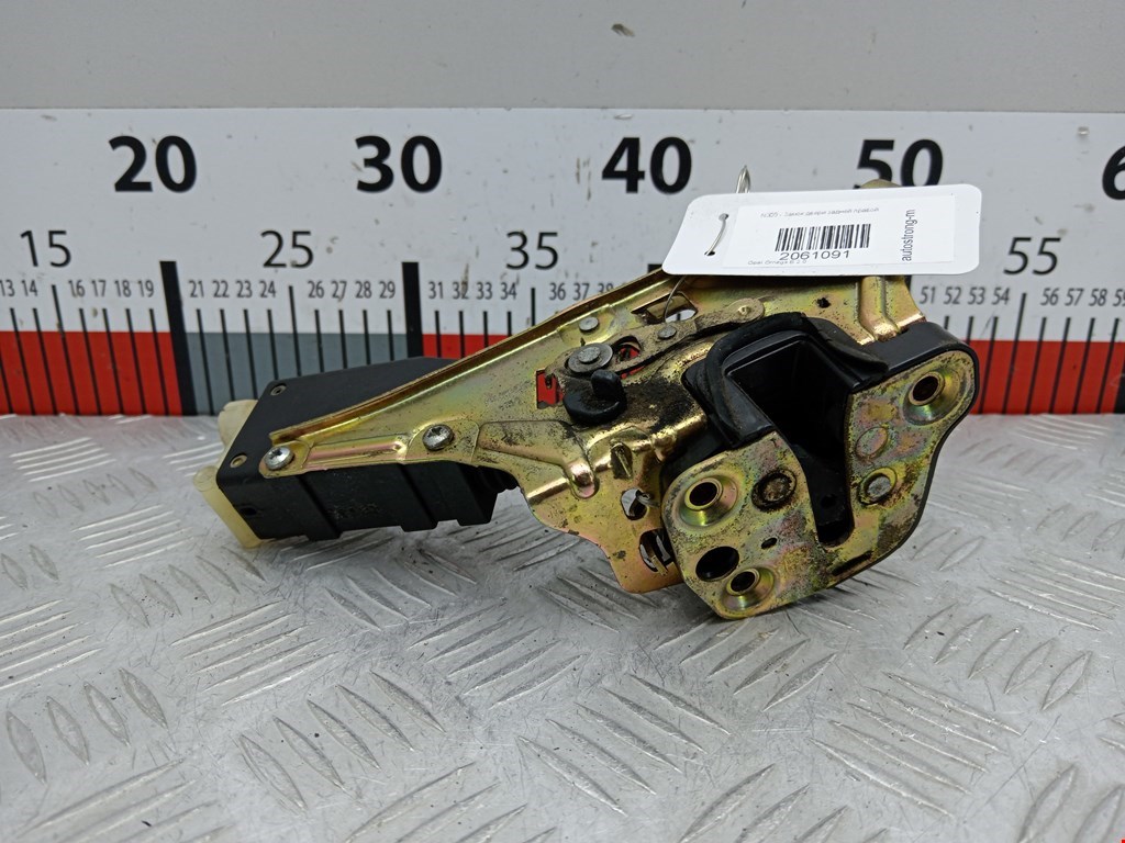 Замок двери задней правой OPEL Omega B 1994-2004