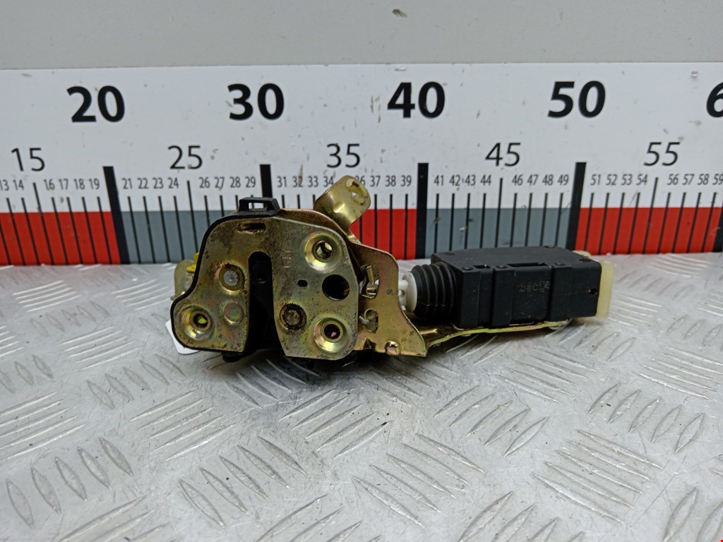 Замок двери задней правой OPEL Omega B 1994-2004