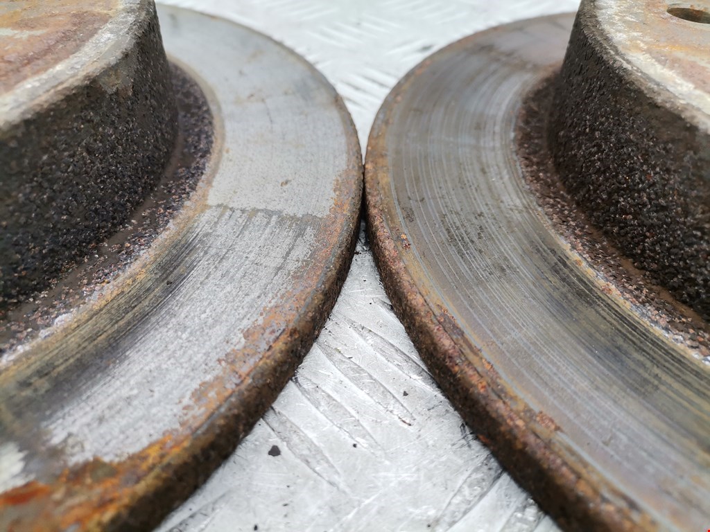 Диск тормозной задний MITSUBISHI Carisma 1995-1999