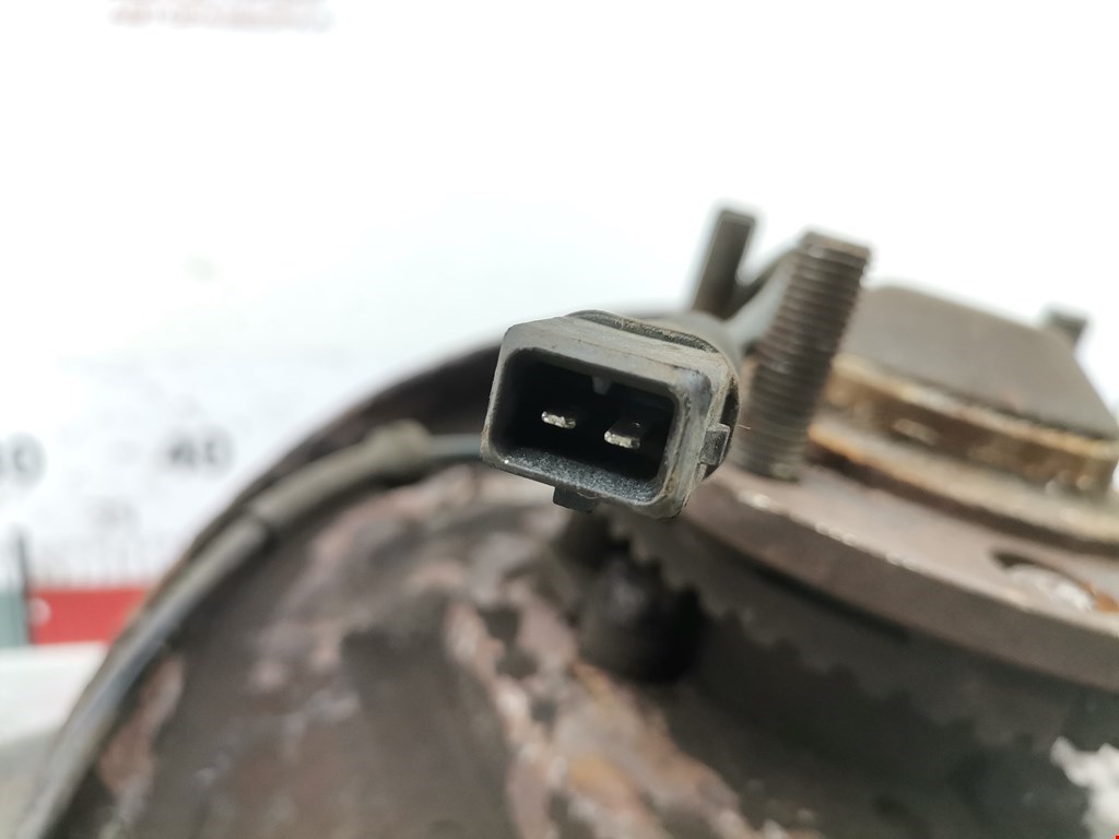 Ступица задняя левая MITSUBISHI Carisma 1995-1999