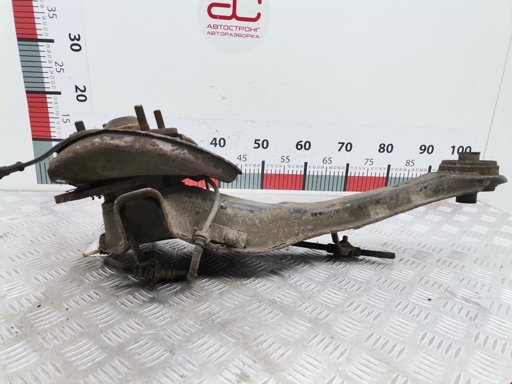 Ступица задняя левая MITSUBISHI Carisma 1995-1999