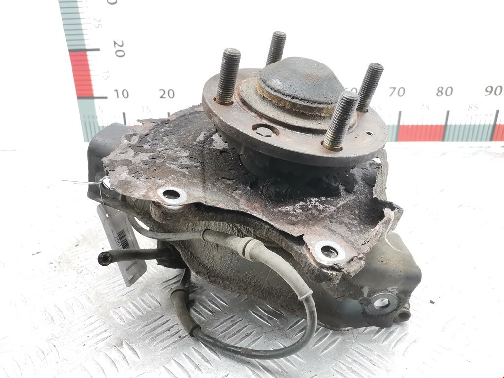 Ступица задняя правая MITSUBISHI Carisma 1995-1999