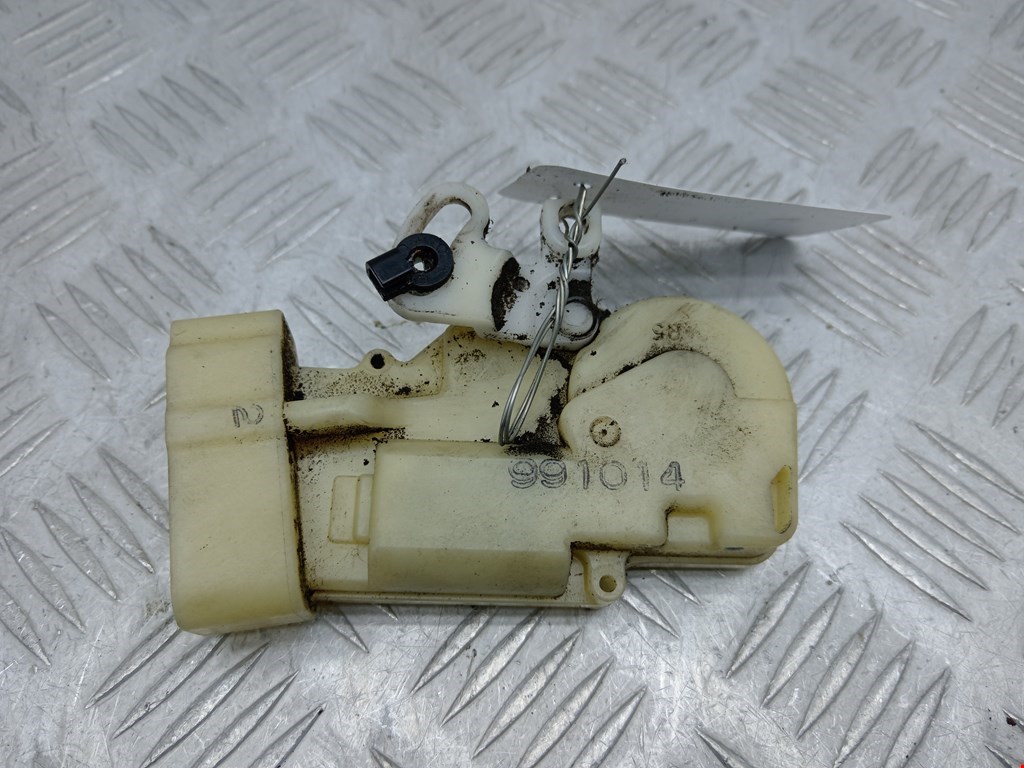 Активатор замка багажника TOYOTA Yaris Verso 1999-2006