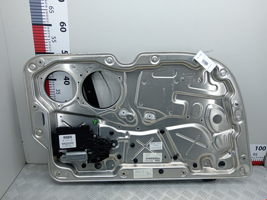 Стеклоподъемник передний левый VOLKSWAGEN Phaeton 2002-2016