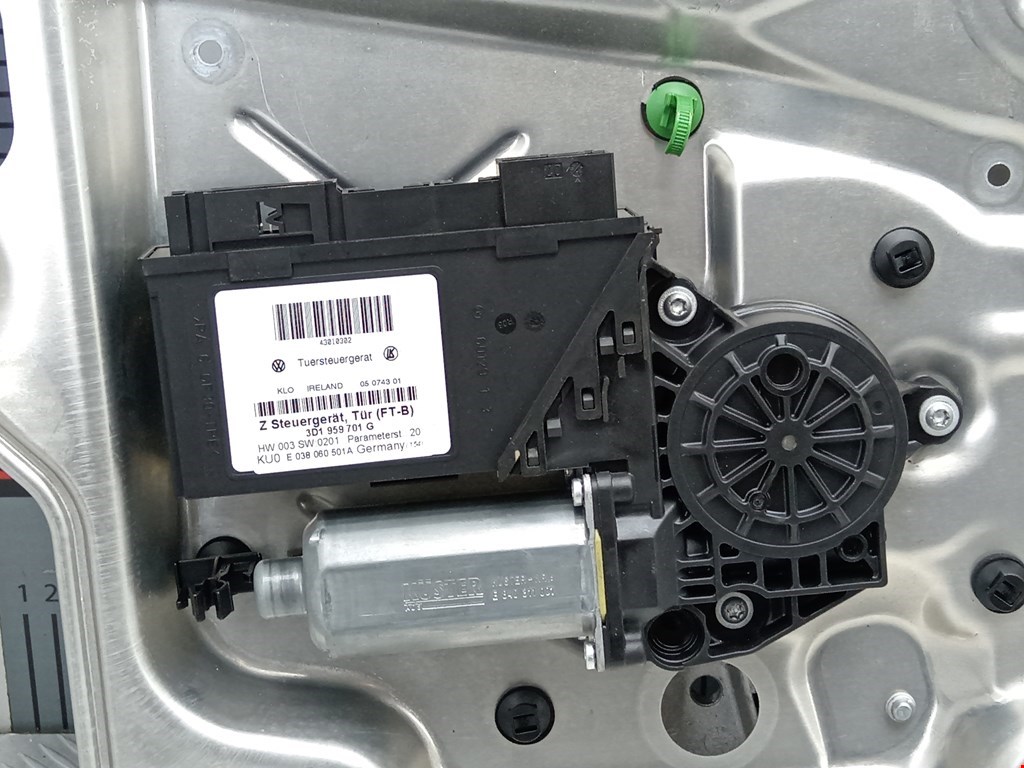 Стеклоподъемник передний левый VOLKSWAGEN Phaeton 2002-2016