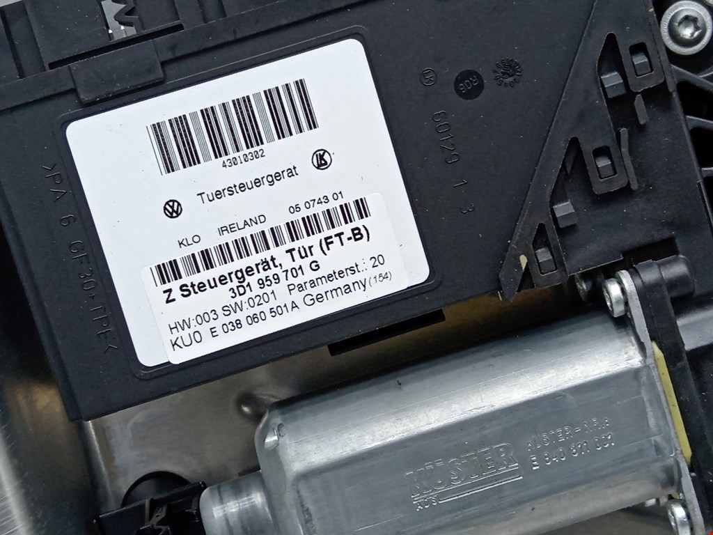 Стеклоподъемник передний левый VOLKSWAGEN Phaeton 2002-2016