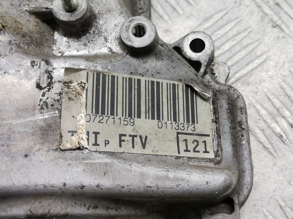 Крышка головки блока (клапанная) TOYOTA Avensis 2003-2008