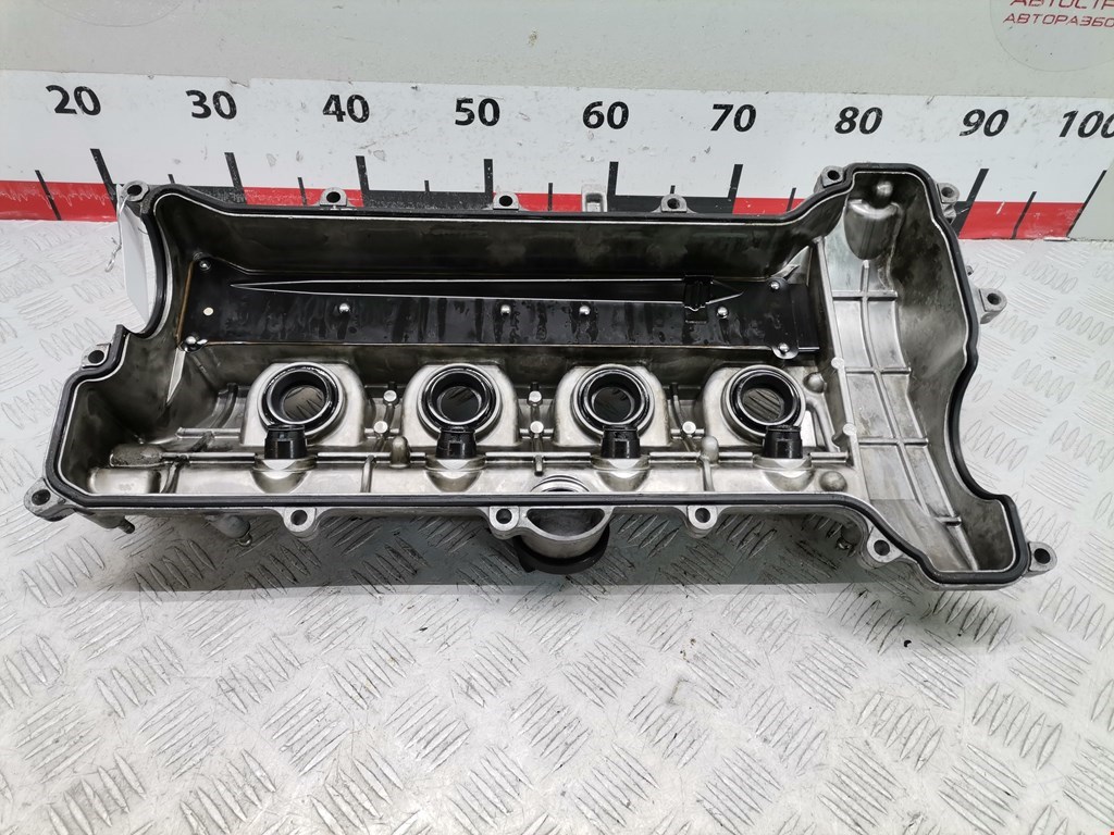 Крышка головки блока (клапанная) TOYOTA Avensis 2003-2008