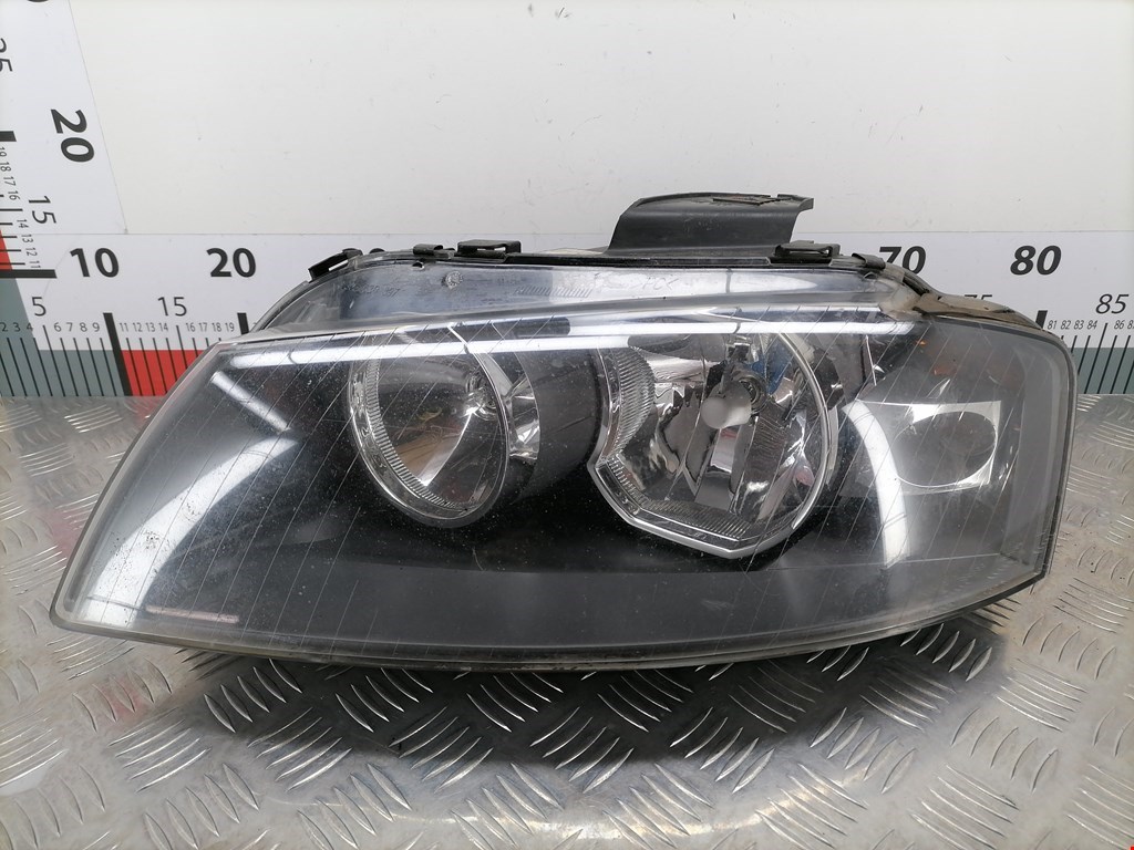 Фара правая AUDI A3 8P 2003-2013