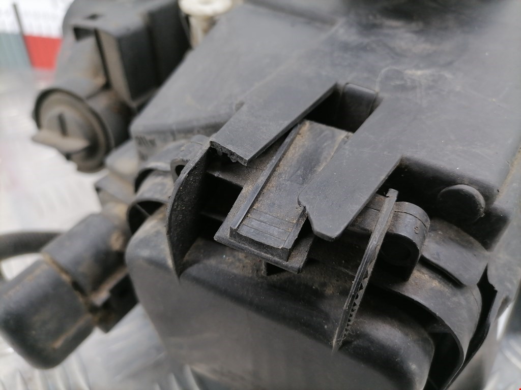 Фара правая AUDI A3 8P 2003-2013