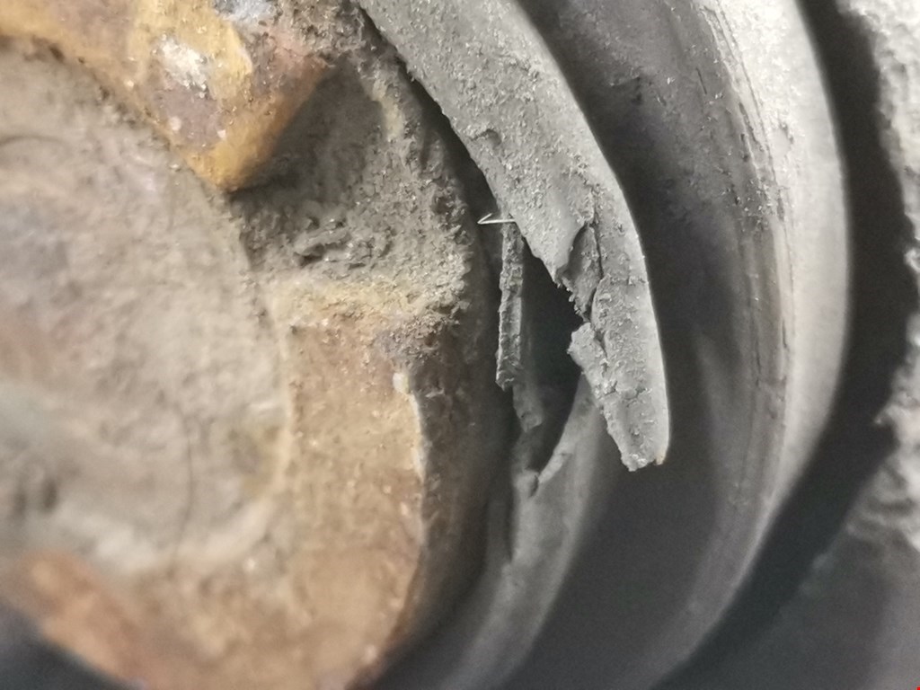 Суппорт задний правый SEAT Leon 1999-2005