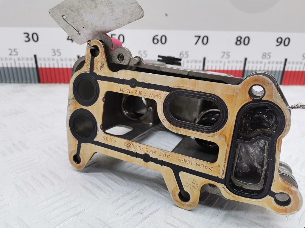 Корпус масляного фильтра BMW 1er E81\E87 2004-2011