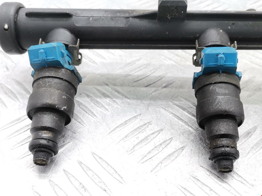 Форсунка дизельная электрическая VOLKSWAGEN Golf III 1991-1997