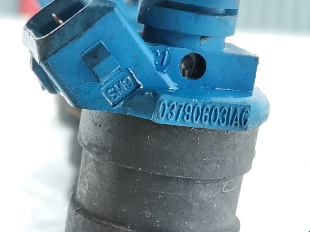 Форсунка дизельная электрическая VOLKSWAGEN Golf III 1991-1997