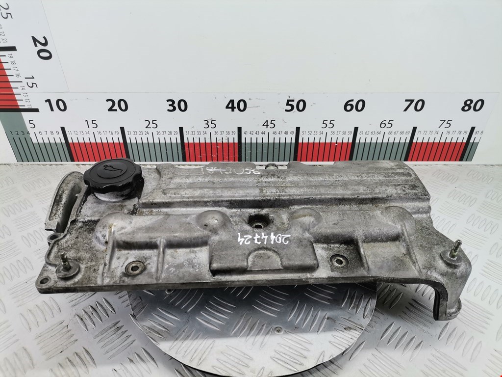 Крышка головки блока (клапанная) MAZDA Premacy CP 1999-2004