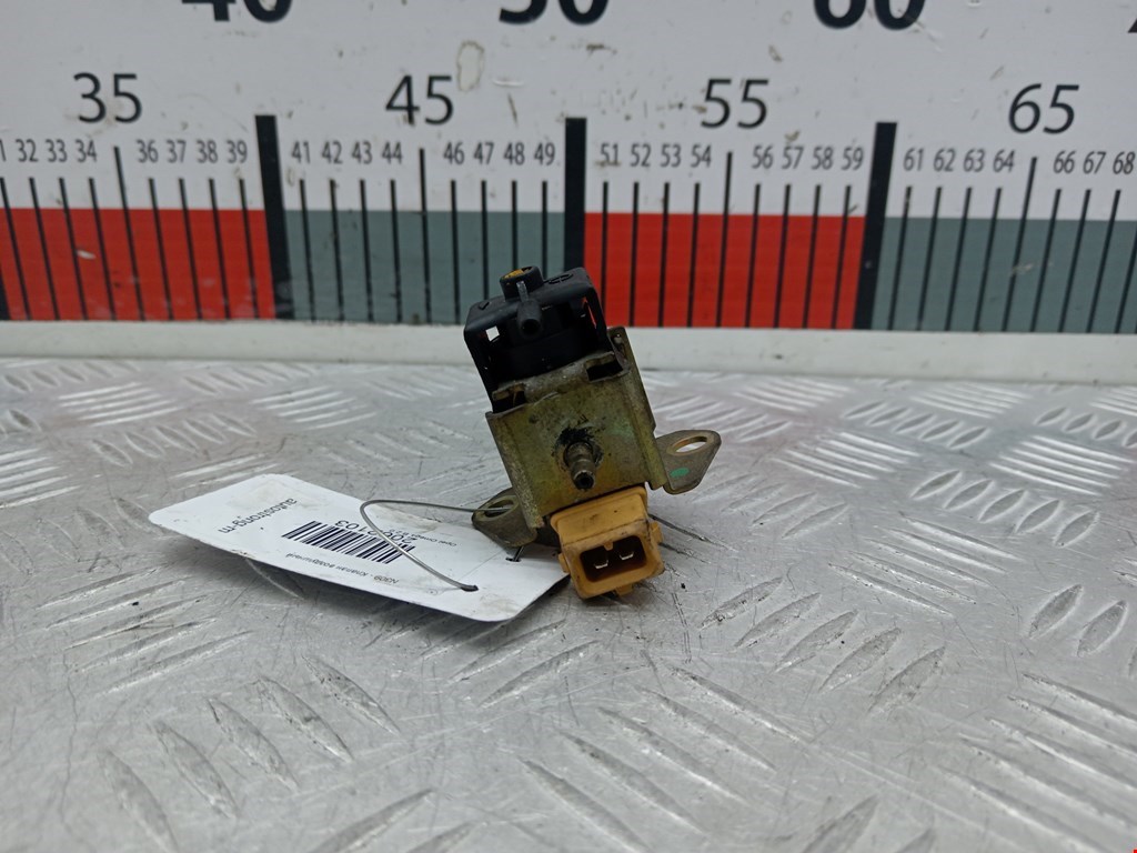 Клапан воздушного фильтра Opel Omega B (1994-2004)