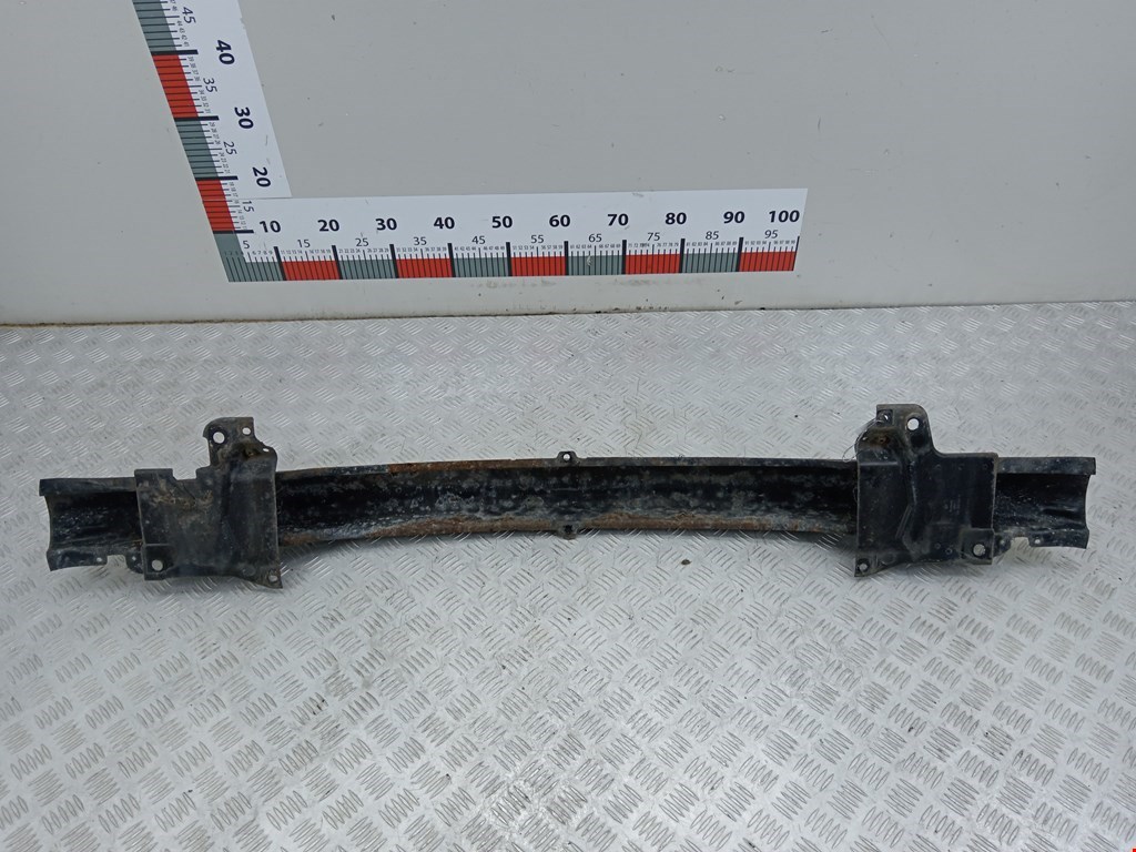 Усилитель переднего бампера (передний) VOLKSWAGEN Golf IV 1997-2003