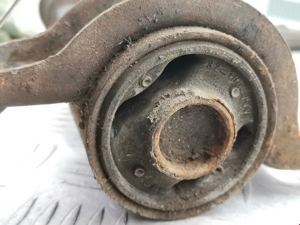 Рычаг передний правый FORD Focus I 1998-2005