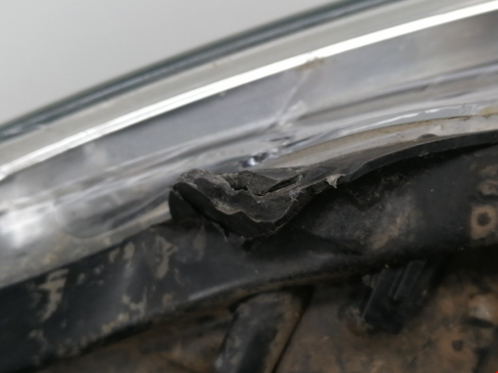 Фара правая CITROEN C5 II 2007-2017