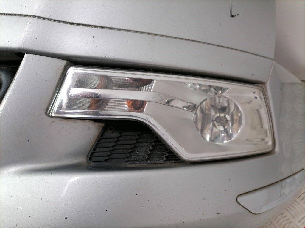 Бампер передний CITROEN C5 II 2007-2017