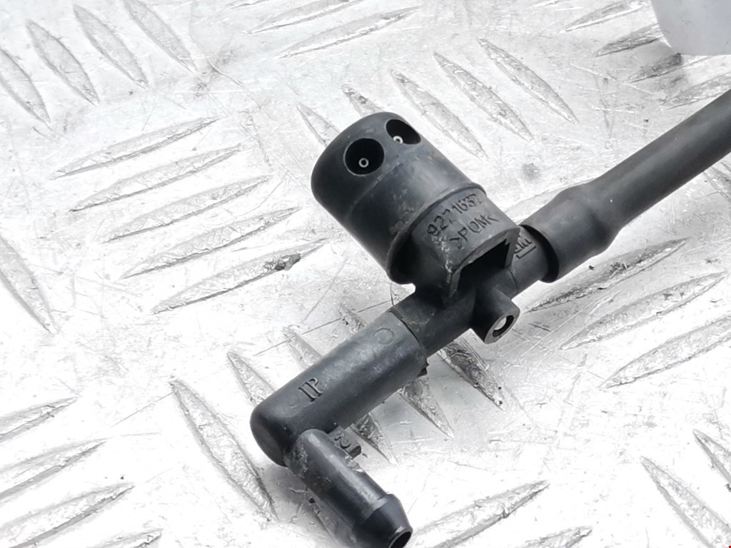 Форсунка омывателя лобового стекла OPEL Zafira B 2005-2012