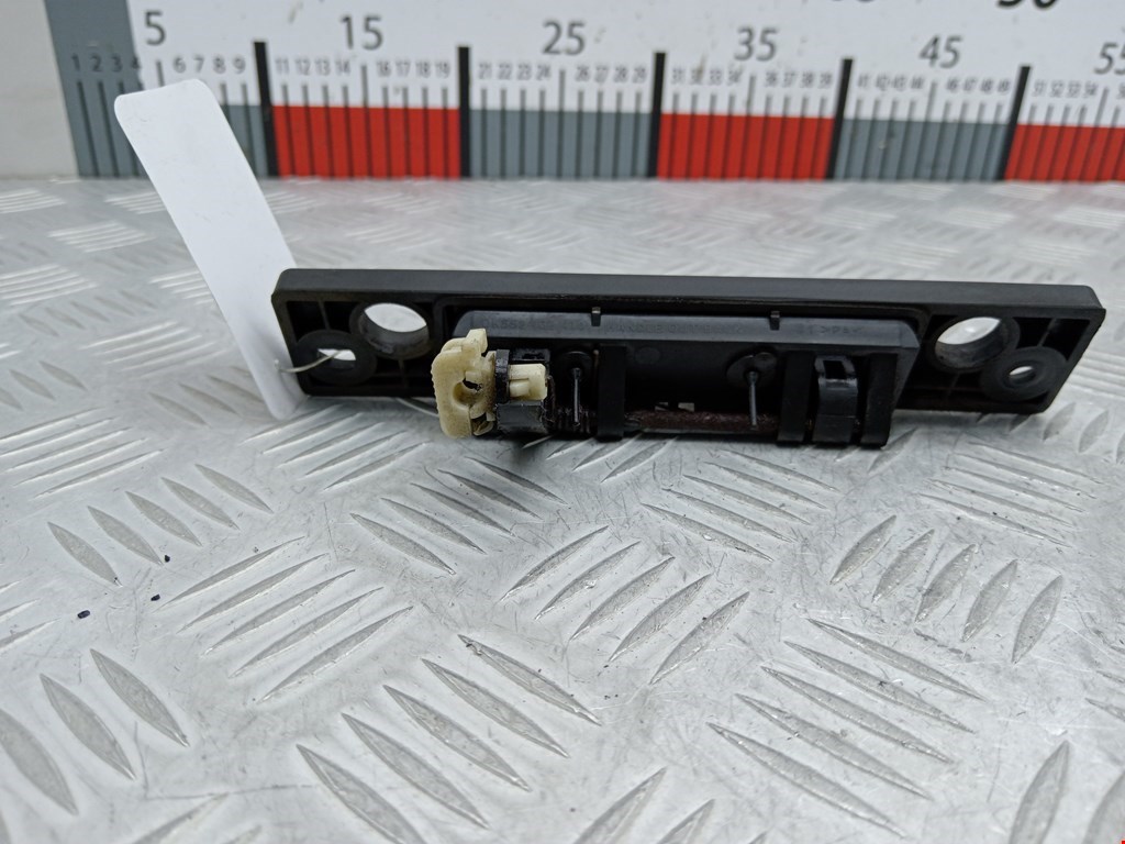 Ручка двери багажника наружная KIA Carnival I 1999-2005