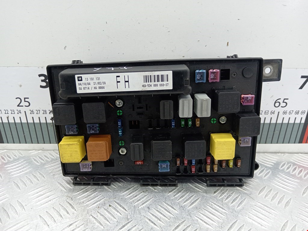 Датчик уровня в бачок омывателя OPEL Astra H/Family 2004-2015