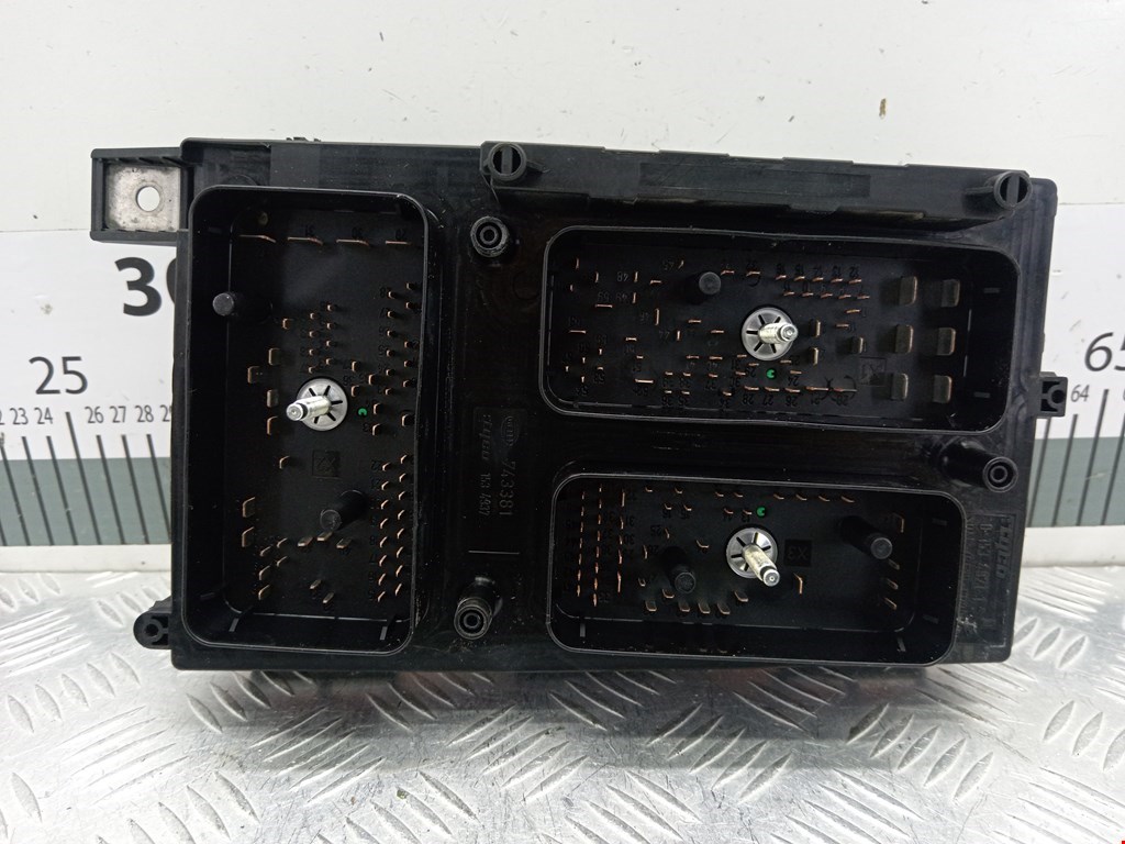 Датчик уровня в бачок омывателя OPEL Astra H/Family 2004-2015