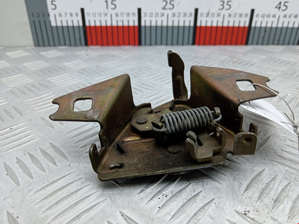 Замок капота VOLKSWAGEN Passat B3 1988-1993