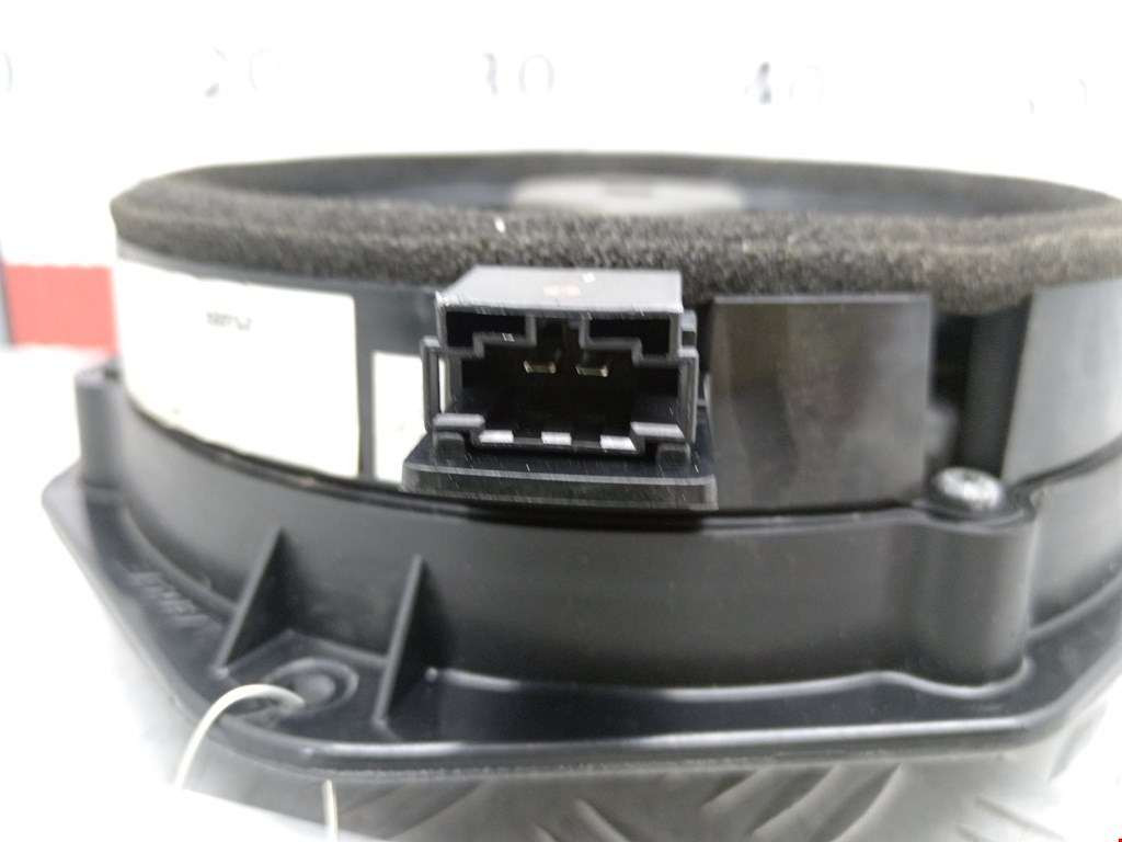 Динамик AUDI A8 D3 2003-2010