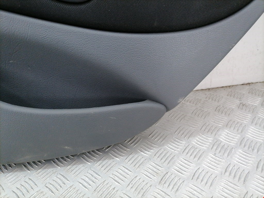 Обшивка двери задняя правая CITROEN C5 I 2001-2008