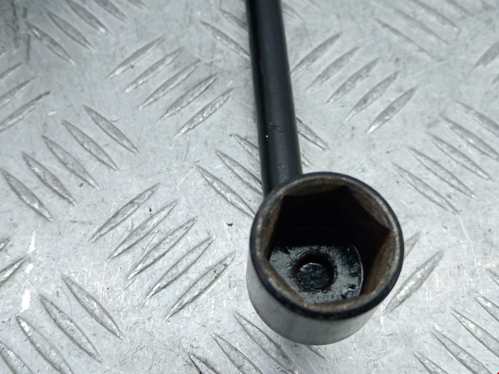 Ключ балонный NISSAN Almera Tino 2000-2006