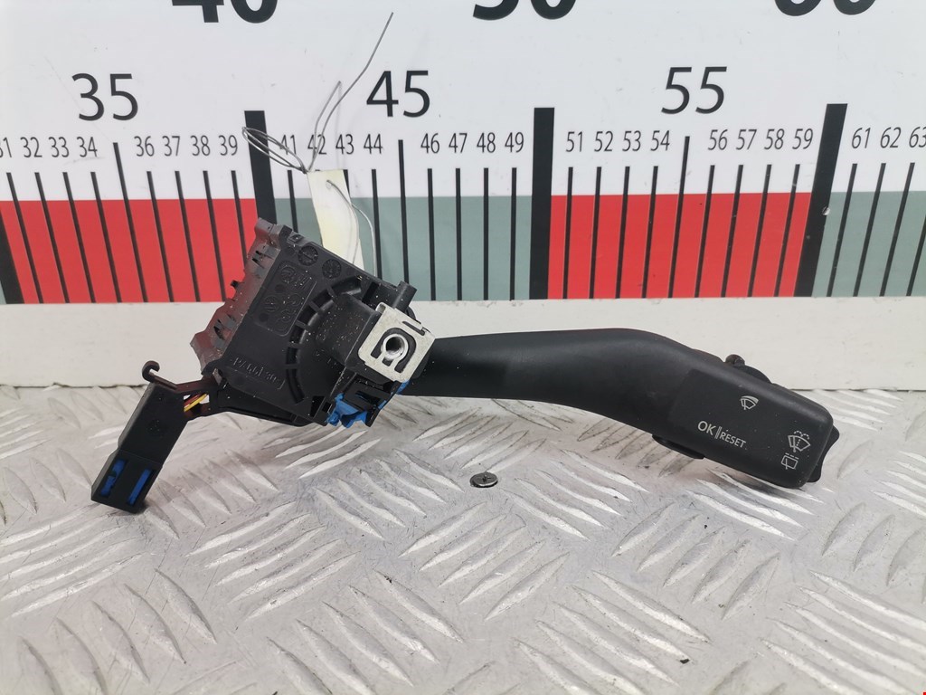 Переключатель стеклоочистителя VOLKSWAGEN Touran 2003-2010