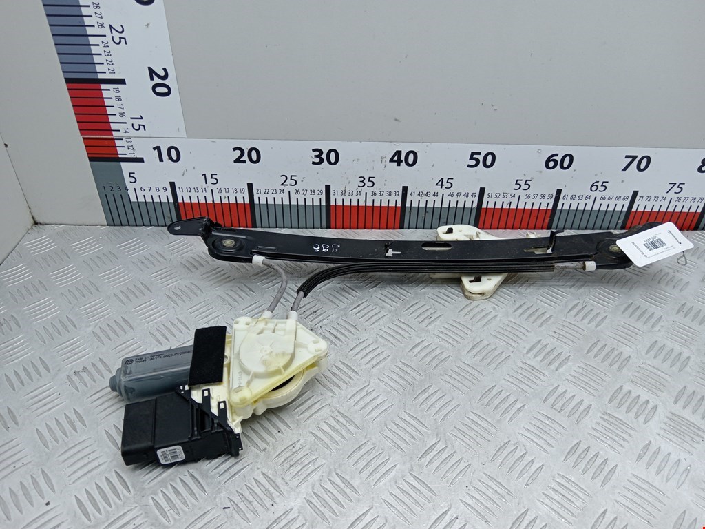 Стеклоподъемник задний правый SEAT Toledo 2004-2009
