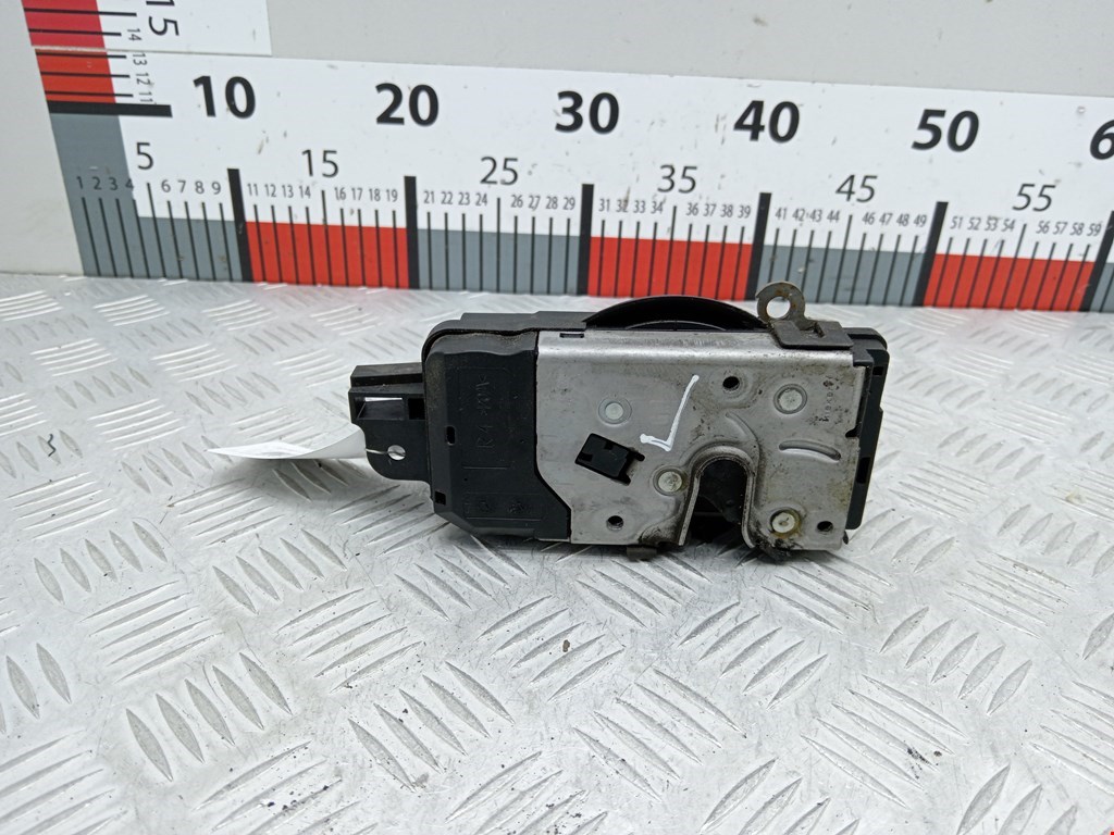 Замок двери передней правой OPEL Astra H/Family 2004-2015