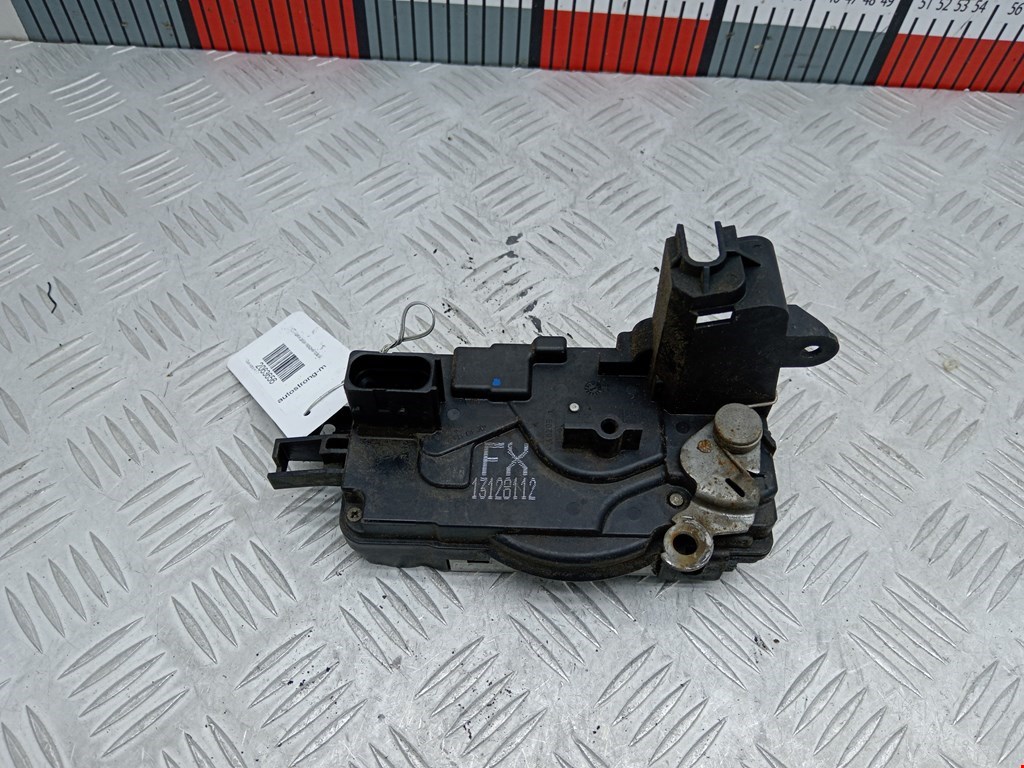 Замок двери передней правой OPEL Astra H/Family 2004-2015