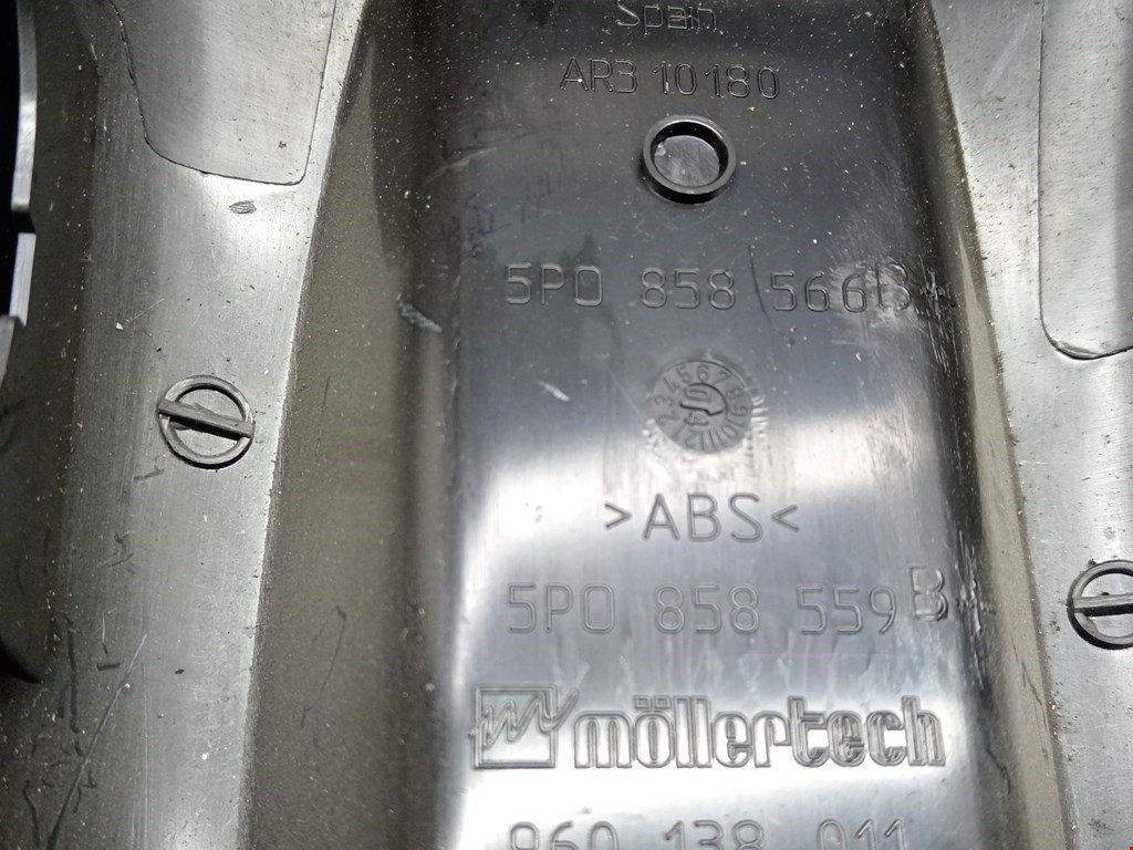 Кожух рулевой колонки SEAT Toledo 2004-2009