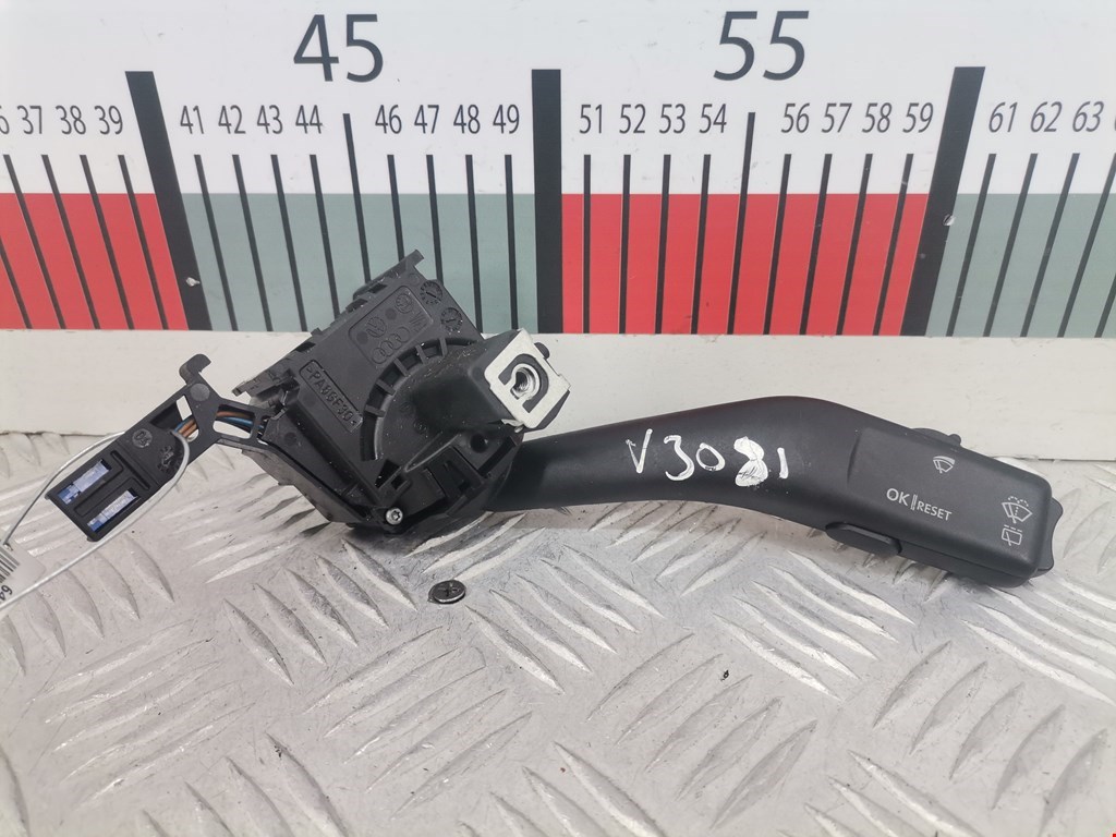 Переключатель стеклоочистителя SEAT Toledo 2004-2009